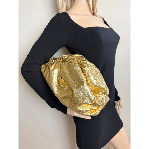 Bottega Veneta Metallic Gold Crinkled Lambskin The Pouch Oversized Clutch Bag - Picture 12 of 14